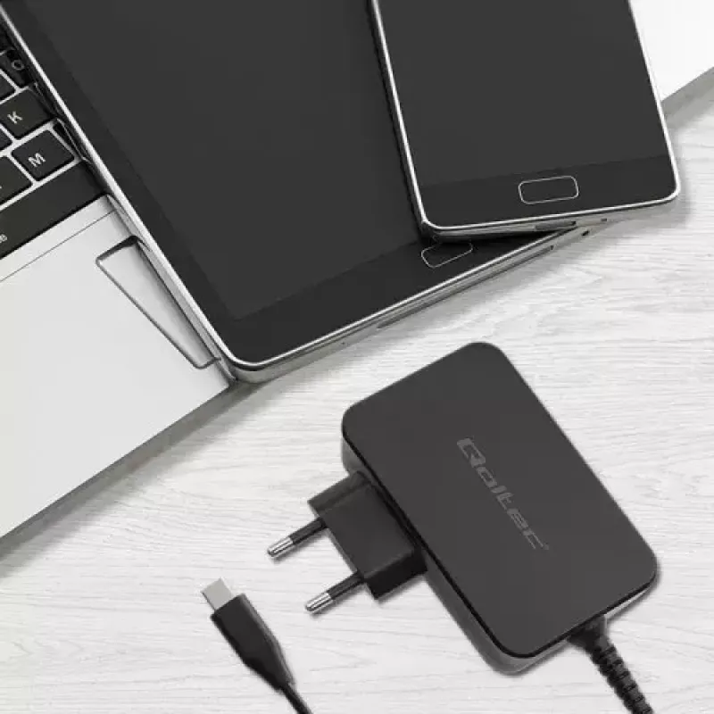 Caricabatterie Qoltec 52388 Indoor Fast Charging 20V 5A nero