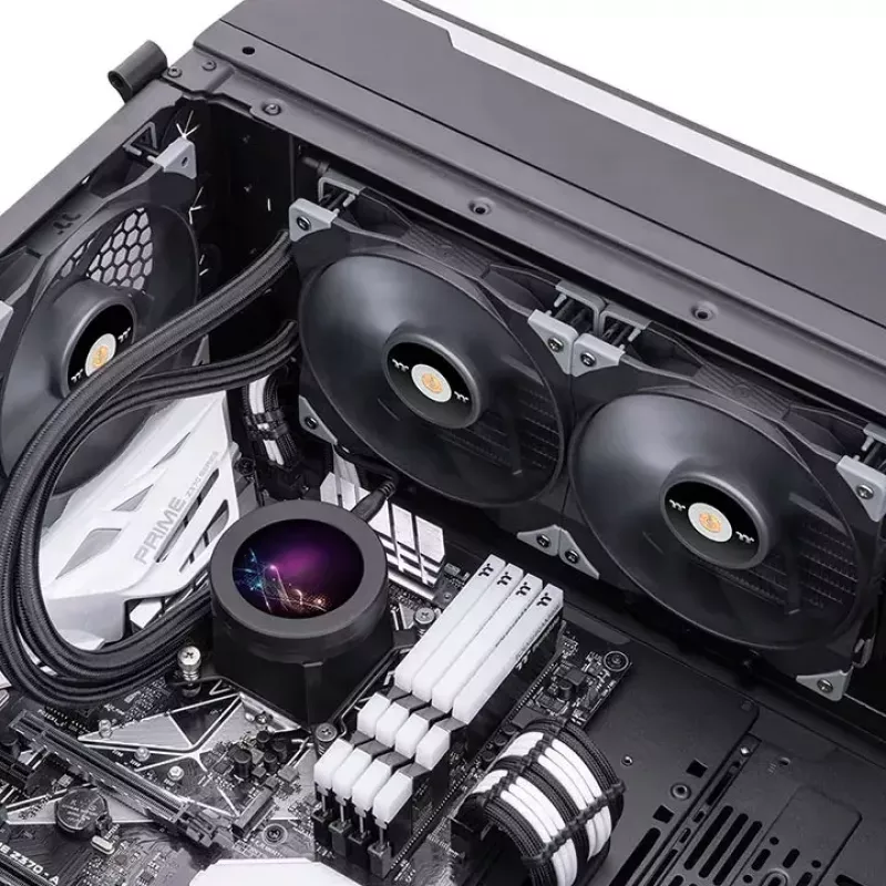 Dissipatore a liquido all-in-one Thermaltake TT Toughliquid Ultra 280