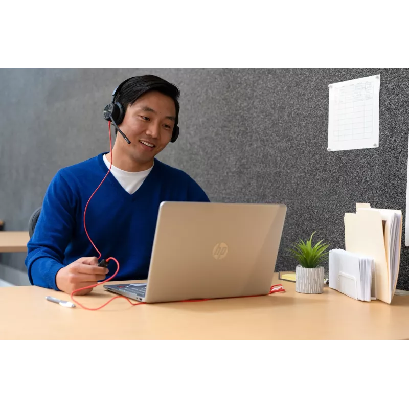 HP Poly Blackwire 8225 cuffia stereo USB-C + adattatore USB-C/A