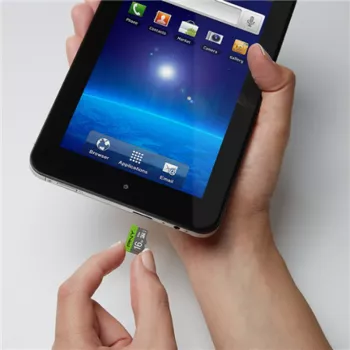 PNY Micro SD Elite 16GB Class 10 UHS-I U1 + adattatore SD lettura 100 MB/s