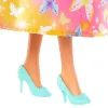 Barbie A Touch of Magic Royal bambola con capelli biondi evidenziati, gonna con stampa farfalla e accessori