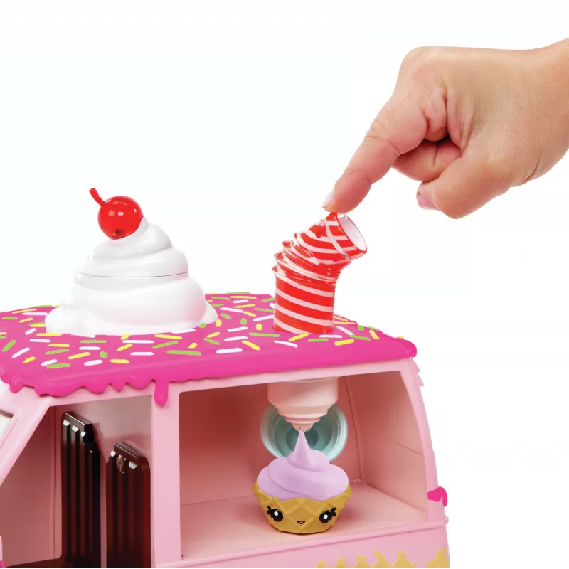 MGA Entertainment Yummiland Lipgloss Truck ciondolo con bambola