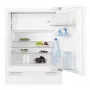 Frigorifero combinato da incasso Electrolux LFB3AE82R — 93 L di volume totale, 16 L vano congelatore in alto, controllo touch, porte reversibili, bianco