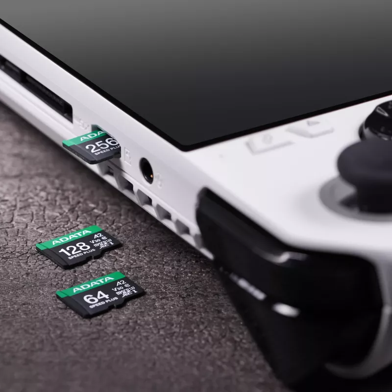 Scheda microSDXC ADATA Speed Plus 64 GB UHS Classe 3 modello UD64GUI3V30A2SP-RA1
