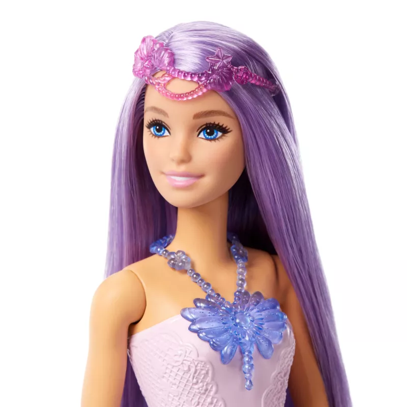 Bambola Barbie set moda fantasy con accessori, tra cui coda da sirena, ali da fata e collane