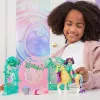 Unicorn Academy, set di gioco con bambola Ava e stalla foglia che cambia colore, idea regalo di Pasqua, 15 accessori, bambole e giocattoli unicorno per bambine dai 4 anni