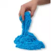 Kinetic Sand, 2 libbre di sabbia da gioco blu, giocattoli sensoriali modellabili per bambini, sacchetto richiudibile (la confezione può variare), per bambini dai 3 anni in su