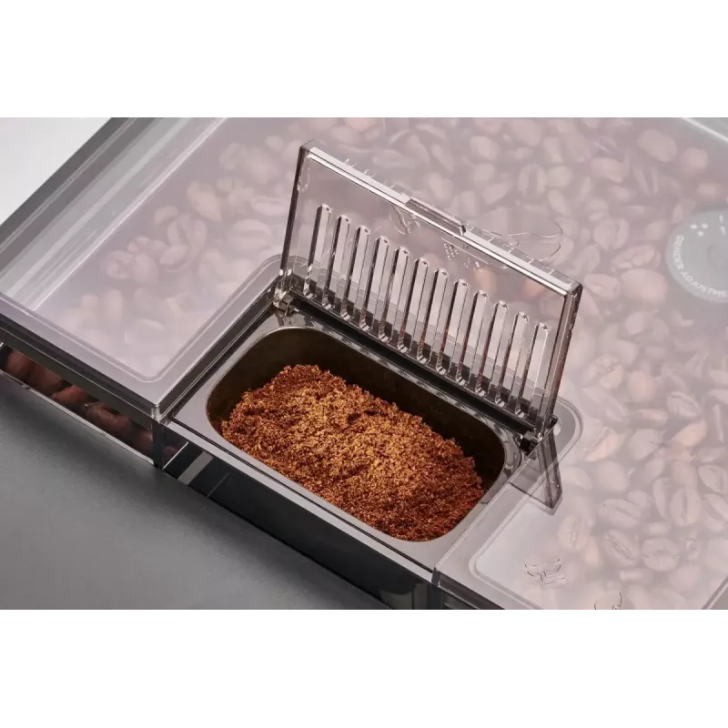 Amica Elegance CM 7011 macchina per caffè espresso, macinacaffè in acciaio, sistema di montatura del latte integrato