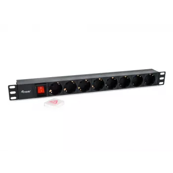 Equip ciabatta elettrica tedesca a 8 vie con connettore IEC C14