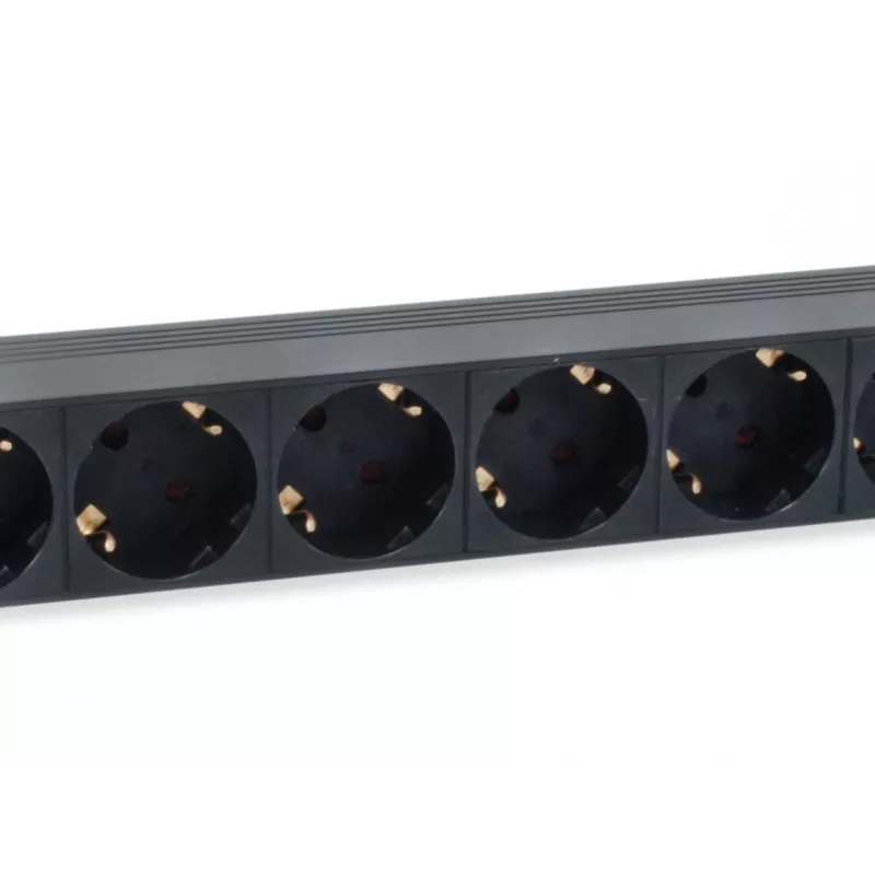 Equip ciabatta elettrica tedesca a 8 vie con connettore IEC C14