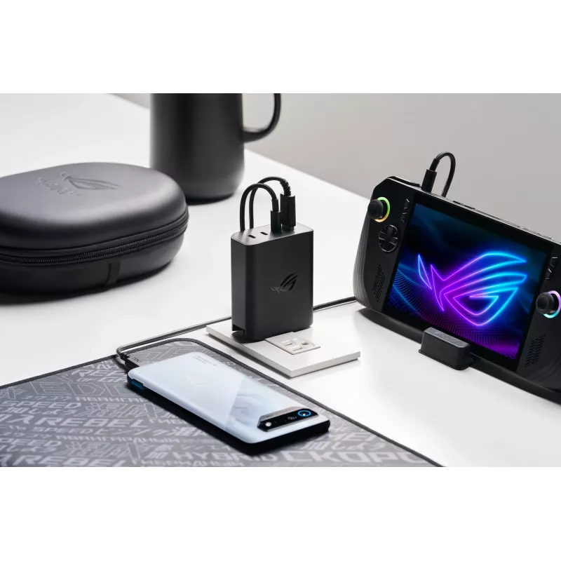 ASUS ROG 140W USB-C GaN universale nero AC ricarica rapida per interni