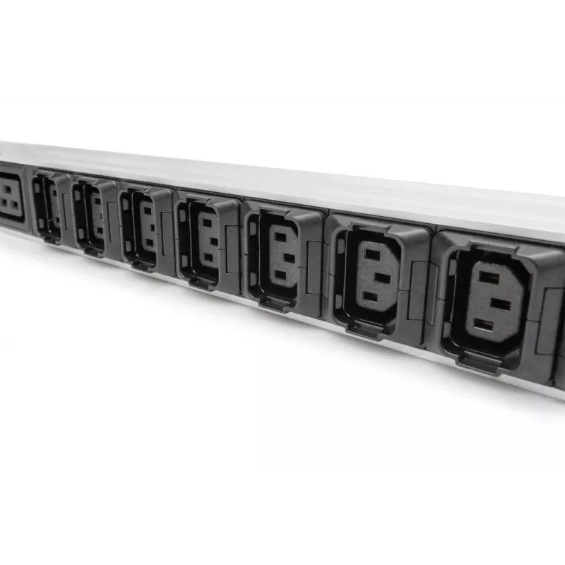 DIGITUS IT BASIC PDU. 3PH. 16A. 24 x C13. 3 x C19 Verticale. Cavo 3m. Connettore IEC309 3Ph-16A