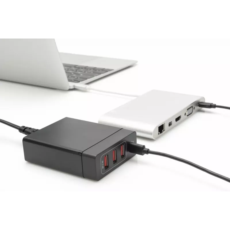 DIGITUS caricabatterie USB a 4 porte, 72 W 1x USB-C (PD) 5,9,15,20 V/3 A, 3x USB-A 5 V/2,4 A, nero