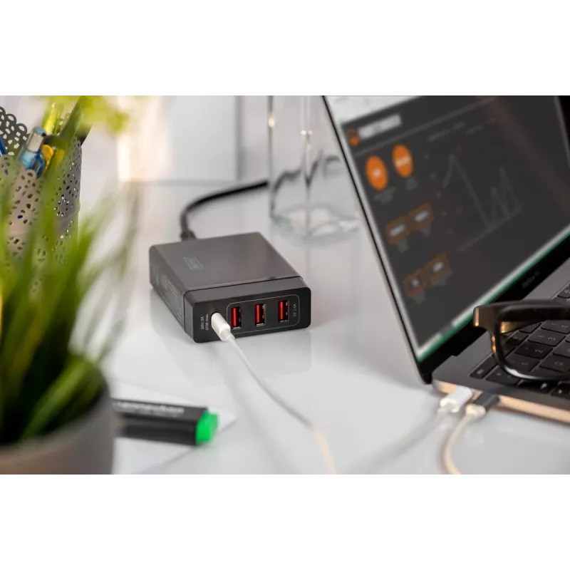 DIGITUS caricabatterie USB a 4 porte, 72 W 1x USB-C (PD) 5,9,15,20 V/3 A, 3x USB-A 5 V/2,4 A, nero