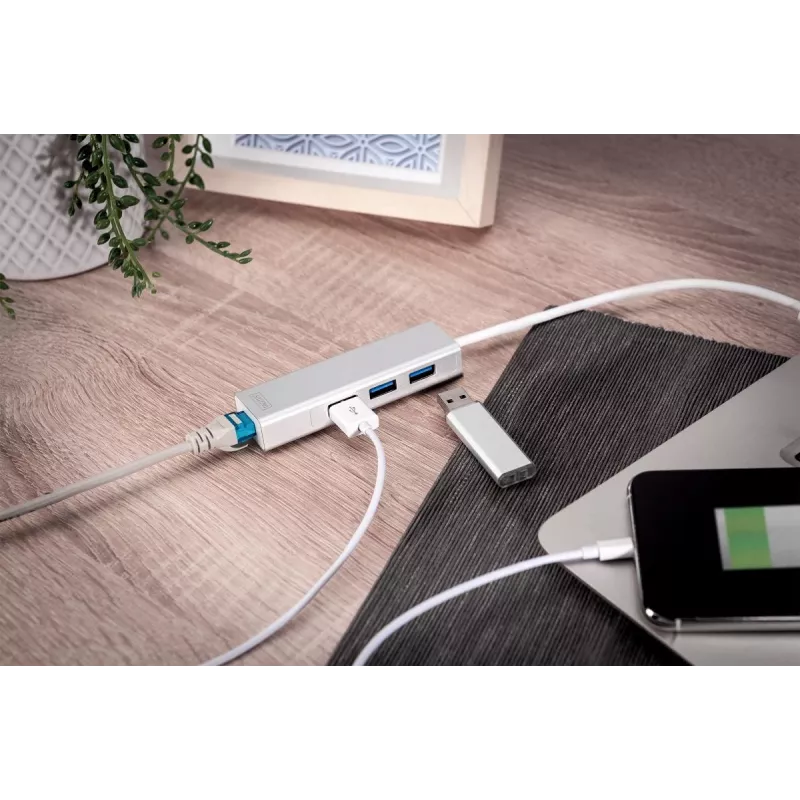 DIGITUS Hub USB 3.0 a 3 porte e adattatore Gigabit LAN 3xUSB A/F, 1xUSB A/M, 1xRJ45 LAN Supporta Windows e Mac OS