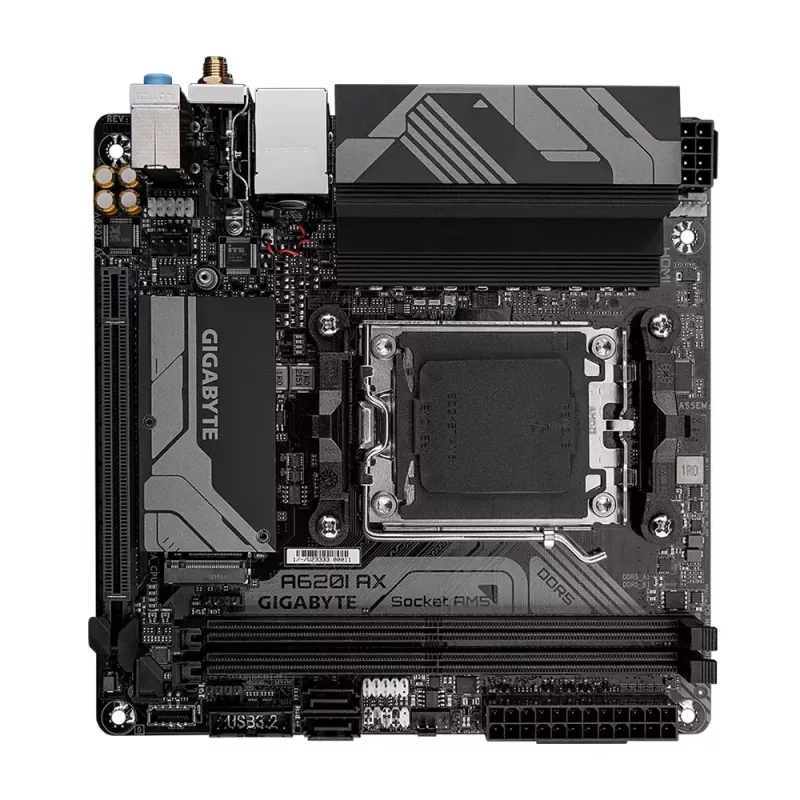 Scheda madre GIGABYTE A620I AX, AMD A620, socket AM5, Mini-ITX