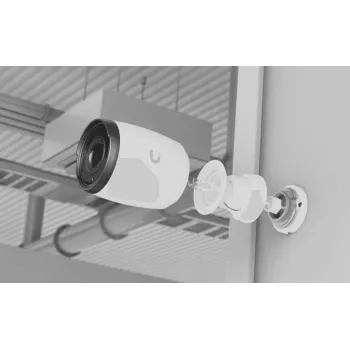 Telecamera di videosorveglianza IP Ubiquiti AI Professional Bullet 3840x2160 per interni ed esterni cablata