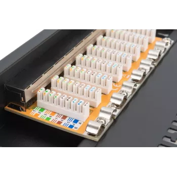 Patch panel DIGITUS CAT6 8 porte schermato nero 10in