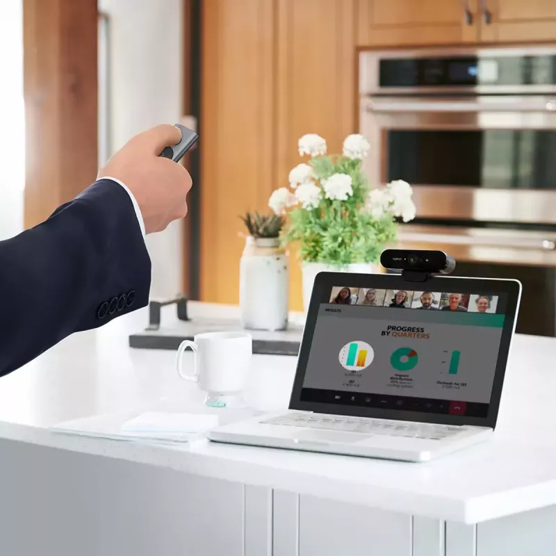 Telecomando per presentazioni LOGITECH Spotlight - oro