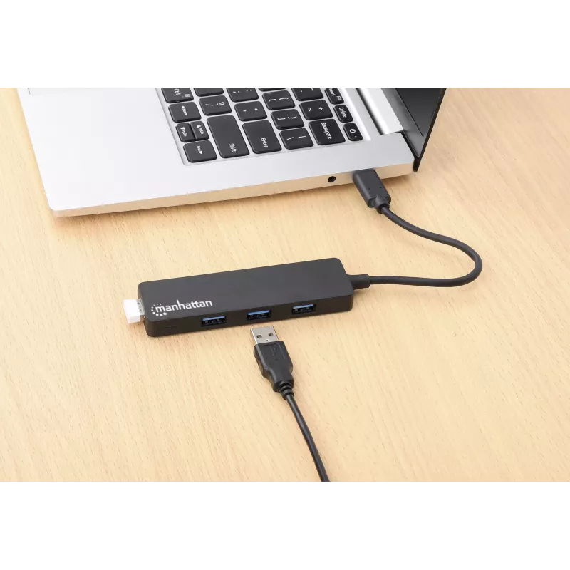 Dock/hub Manhattan USB-C, porte (4): USB-A (x4), 5 Gbps (USB 3.2 Gen1 noto anche come USB 3.0), alimentato via USB (nessun alimentatore esterno necessario), equivalente a HB30CM4AB
