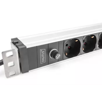 PDU in alluminio DIGITUS 1U, 8 uscite italiane, connettore con pre-fusibile 10A, 250VAC