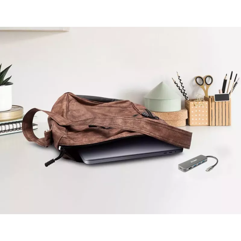 D-Link Hub USB-C 5-in-1 con HDMI/Power Delivery