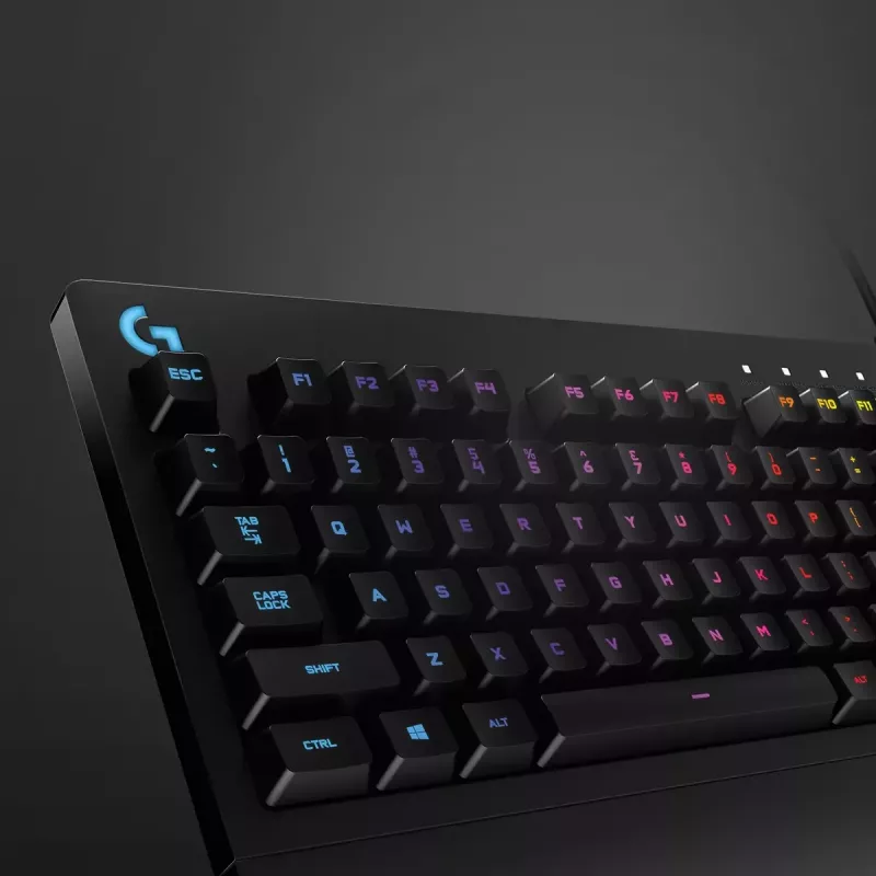 Tastiera gaming Logitech G G213 Prodigy full-size RGB LED con filo