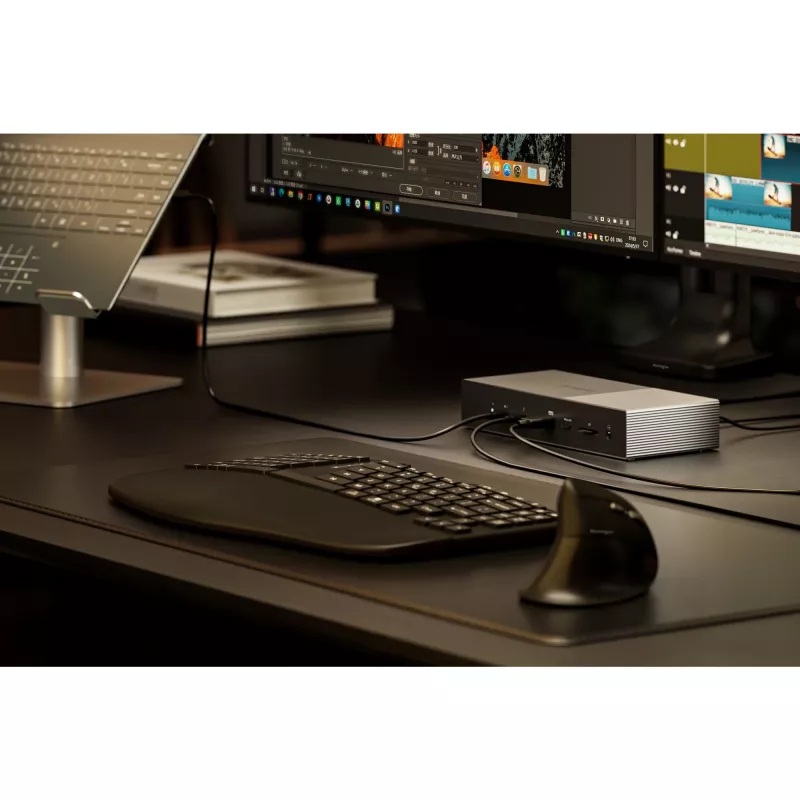 Kensington SD5000T5 EQ Thunderbolt 5 Triple 4K docking station con 140W PD - Windows/macOS