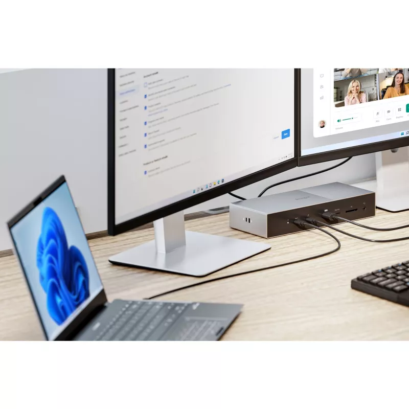 Kensington SD5000T5 EQ Thunderbolt 5 Triple 4K docking station con 140W PD - Windows/macOS