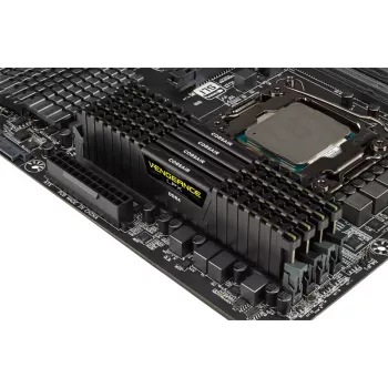 CORSAIR memoria 16GB DDR4 2400MHz C16 Vengeance Low Profilex nero