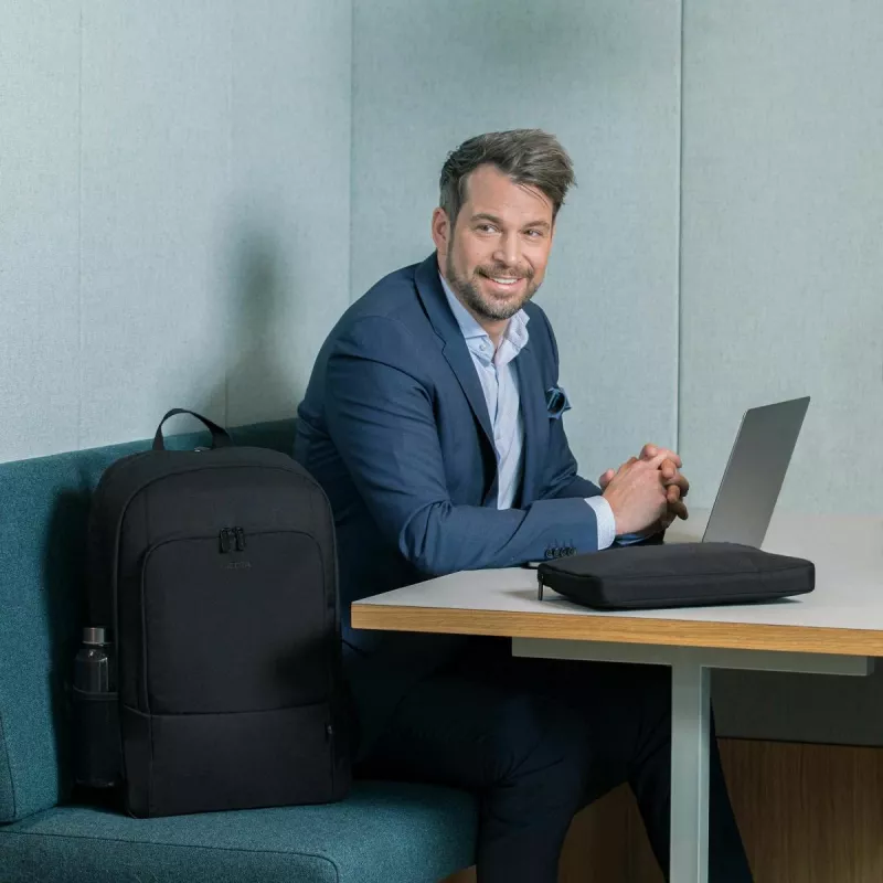 DICOTA Eco Backpack Base - zaino per notebook 13-14.1in - nero / 300d rPET poliestere