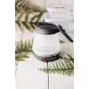 Bollitore Adler AD 1279 — 0,6 L, 750 W, corpo in plastica, controllo a pulsanti, spia luminosa