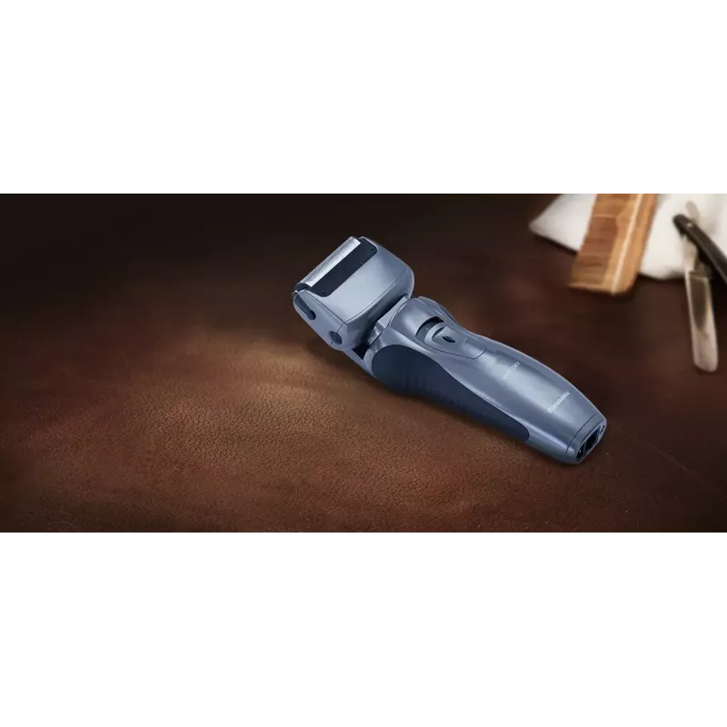 Panasonic ES-RW33 rasoio elettrico a lamina, Wet & Dry, senza fili, trimmer a scomparsa, autonomia 30 min, nero/argento