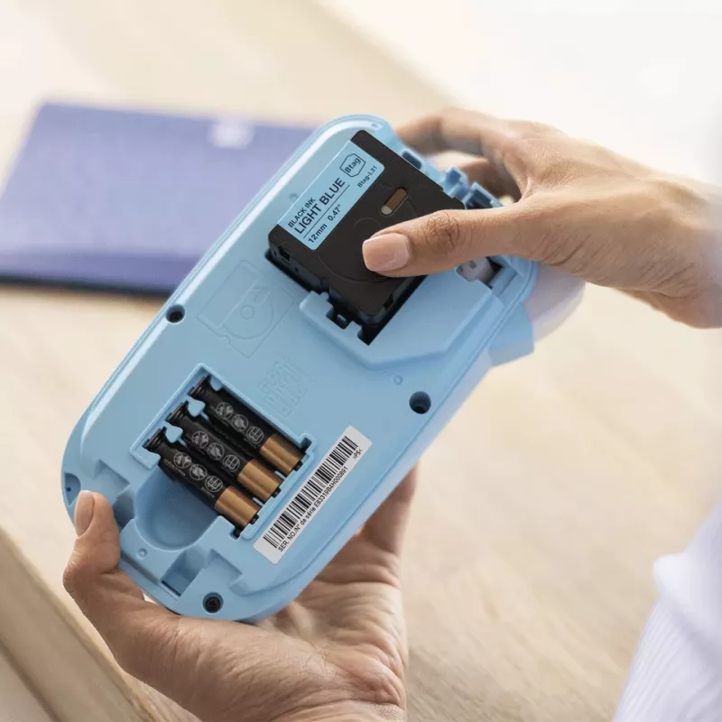 Etichettatrice Brother PT-N10 trasferimento termico — larghezza max. 12 mm, velocità di stampa 9 mm/s, LCD, a batteria