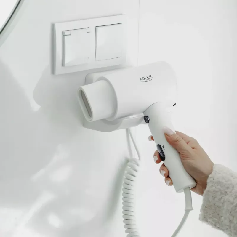 Asciugacapelli da parete Adler AD 2285 — 2000 W, 3 livelli di temperatura, livello freddo, bianco