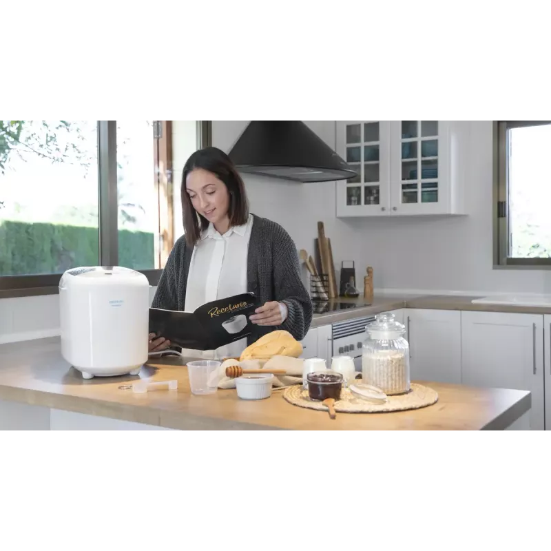Cecotec Bread&Co 1000 Delicious macchina del pane, 19 programmi, max 1 kg, display LCD