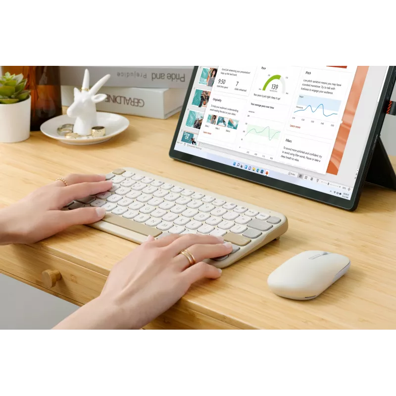 Tastiera wireless Bluetooth ASUS Marshmallow KW100 — layout US International, Oat Milk