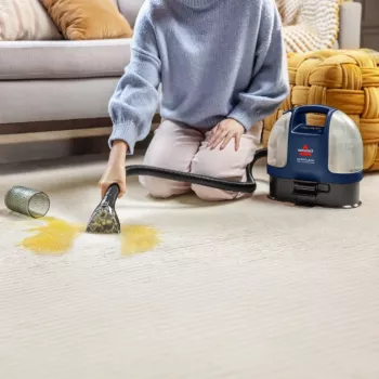 Bissell SpotClean Mini pulitore per tappeti senza fili a mano nero, blu