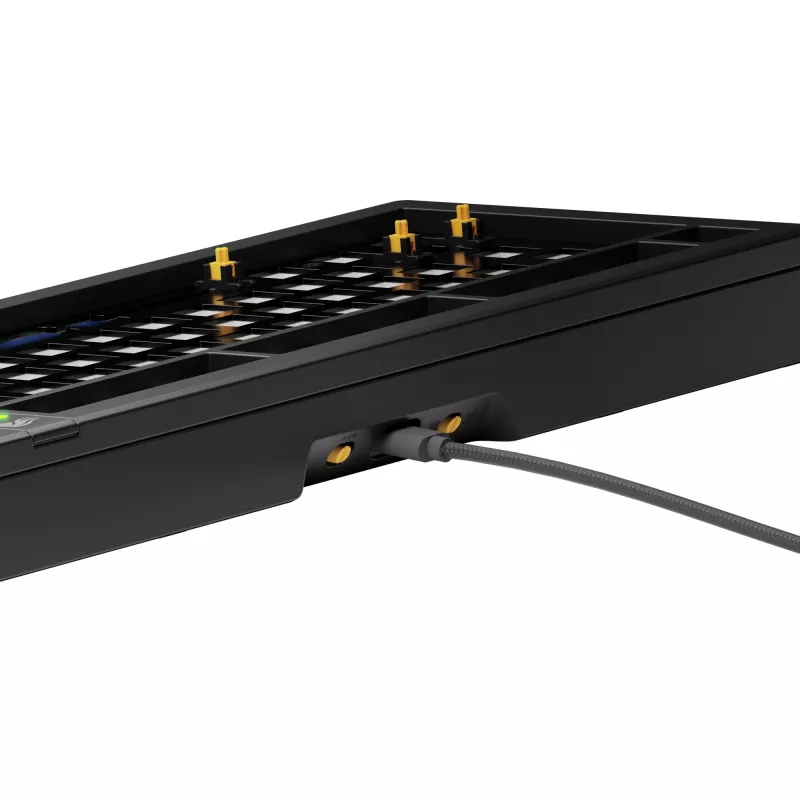 Tastiera meccanica GLORIOUS GMMK 3 75% Barebones USB con filo RGB nera
