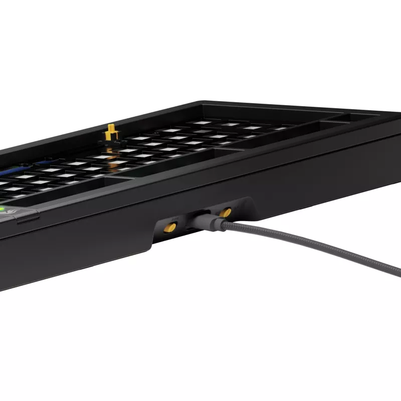 Glorious Gaming GMMK 3 75% Barebones cablata nero – ISO, 75%, cablata, USB, LED RGB, nero