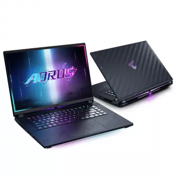 Laptop GIGABYTE AORUS MASTER 16 40,6 pollici Intel Core Ultra 9 32GB 2TB NVIDIA RTX 5080 Windows 11 Pro