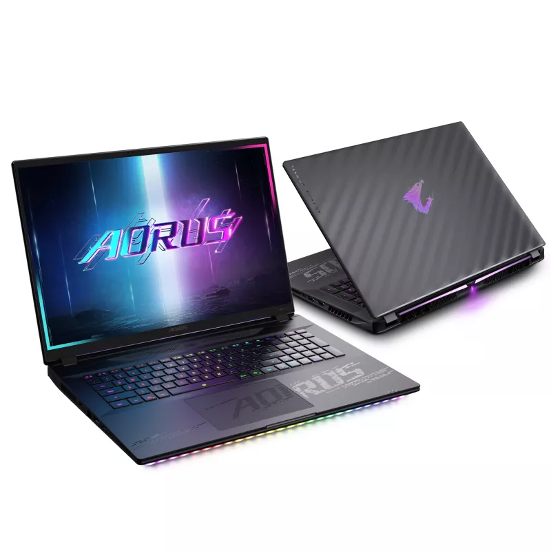 Laptop GIGABYTE AORUS MASTER 18 45,7 pollici Intel Core Ultra 9 64GB 4TB NVIDIA RTX 5090 Windows 11 Pro