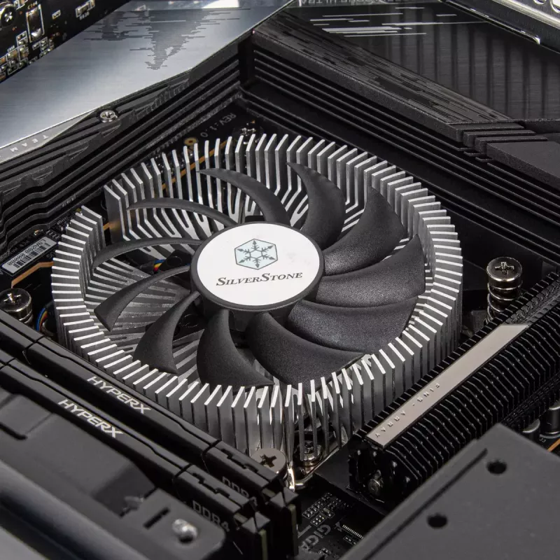 SilverStone SST-NT07-1700 dissipatore ad aria per CPU a basso profilo, 80 mm, 1500–3600 giri/min, nero