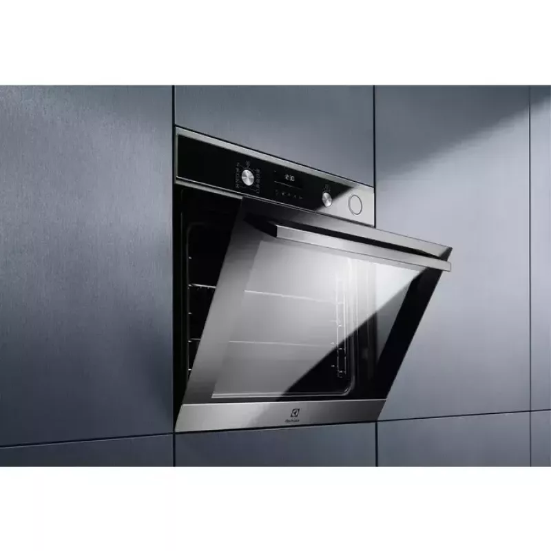 Forno elettrico da incasso Electrolux EOC6H76X — 72 L, aria calda, grill, vapore, timer digitale