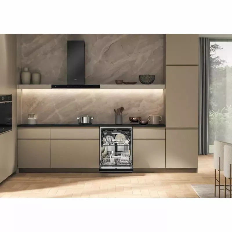 Lavastoviglie a libera installazione WHIRLPOOL W7F HS41 X — 15 coperti, 41 dB, Fullsize 60 cm