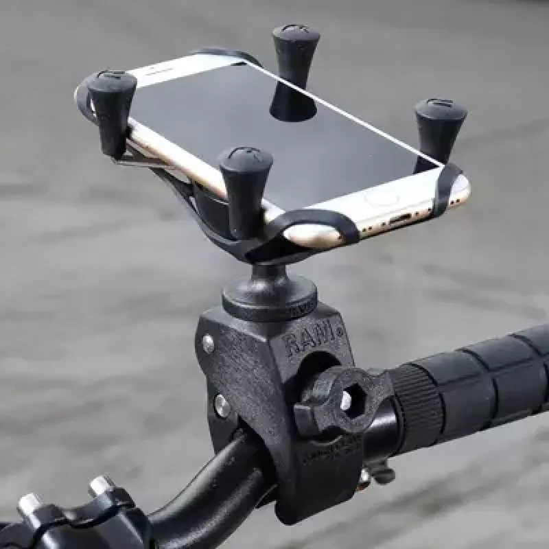 Supporto per telefono RAM Mounts X-Grip con base Low Profile Tough-Claw