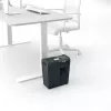 Distruggidocumenti REXEL Secure S5 — taglio a strisce, capacità 5 fogli, taglio 6 mm, contenitore 10 L, sicurezza P-2, nero