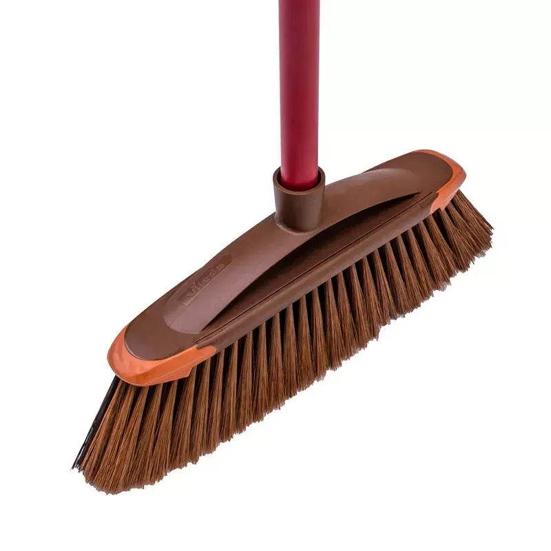 Scopa per interni VILEDA modello 136082 con setole in plastica morbide/dure e manico, bronzo