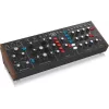 Sintetizzatore Behringer Model D nero colore case nero sorgente di alimentazione DC AC