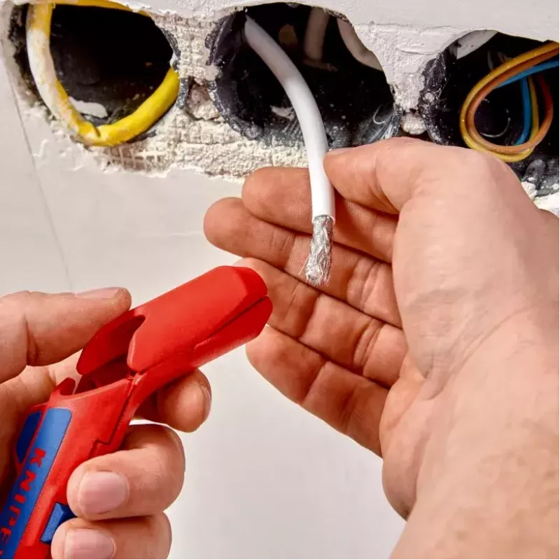 Spellacavi Knipex ErgoStrip 16 95 02 SB